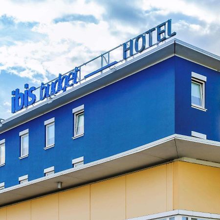 Ibis Budget Salzburg Airport - Self-Check-In Himmelreich エクステリア 写真
