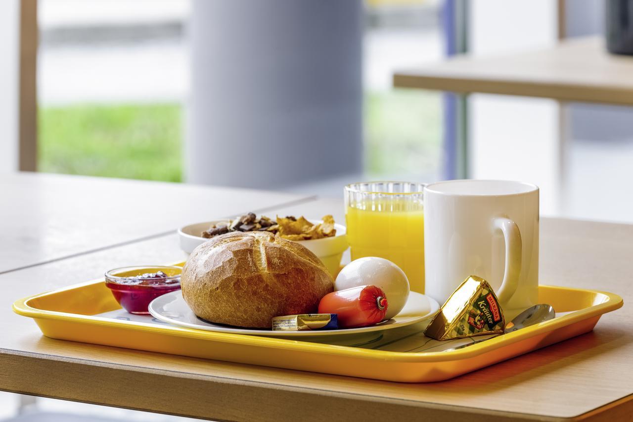 Ibis Budget Salzburg Airport - Self-Check-In Himmelreich エクステリア 写真